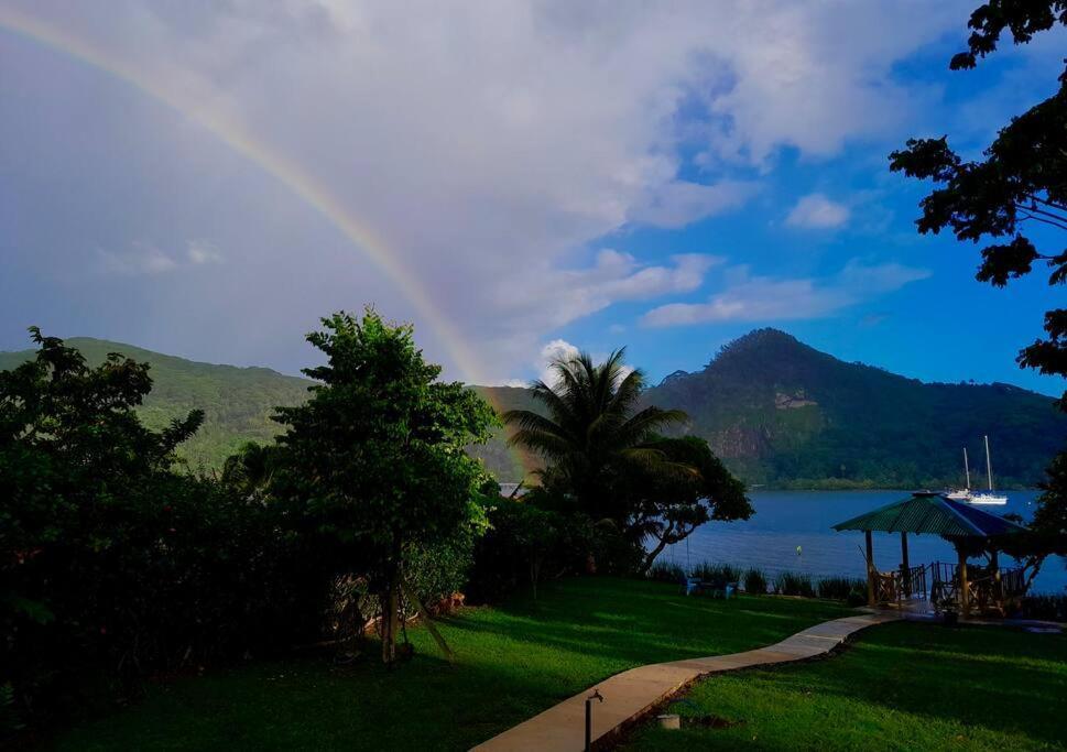 Raiatea, Opoa, Fare Reve, Bord De Mer Villa Luaran gambar